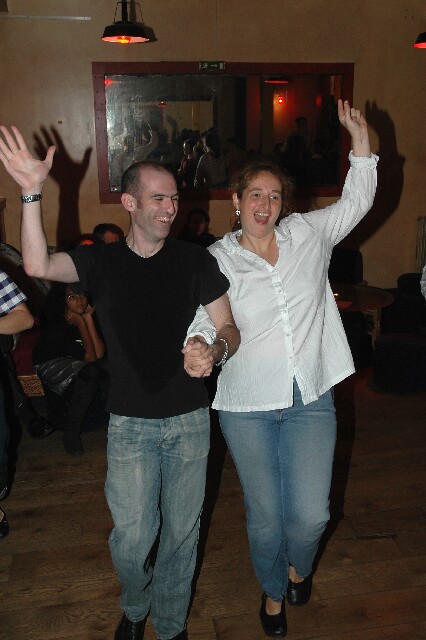 min 2006 10 31 latino 203